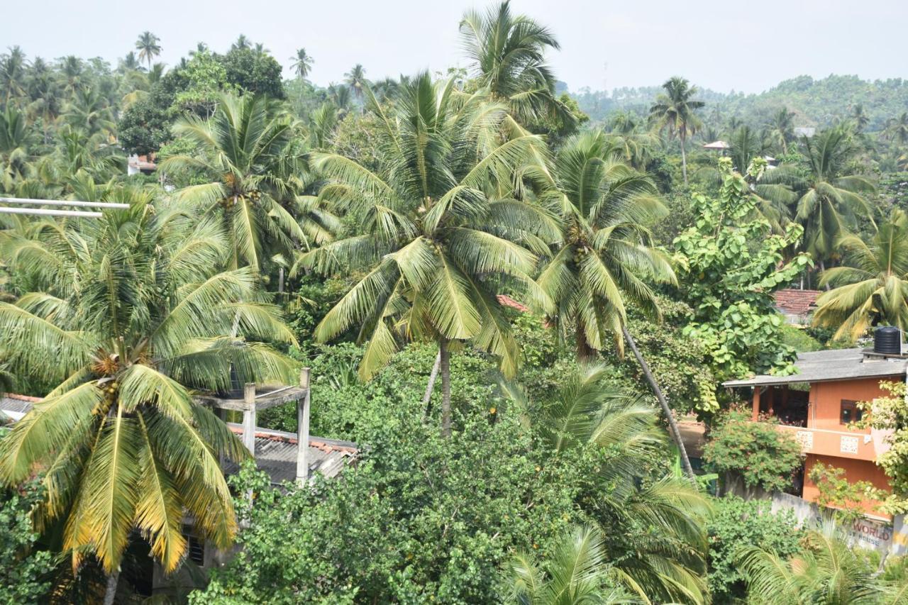 Hotel Aaradhya Mirissa Exterior foto